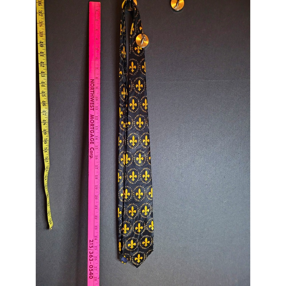 Steven Harris Men's Woven Silk Pointed Tie Black Gold Fleur-de-lis Mardi Gras